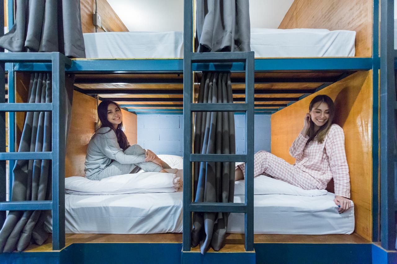 Funwahn Hostel And Cafe Chiang Mai Esterno foto