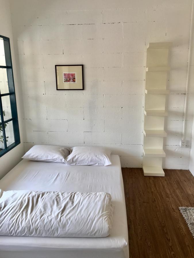 Funwahn Hostel And Cafe Chiang Mai Esterno foto