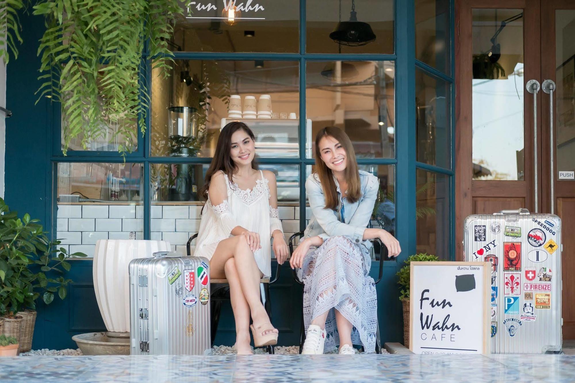 Funwahn Hostel And Cafe Chiang Mai Esterno foto