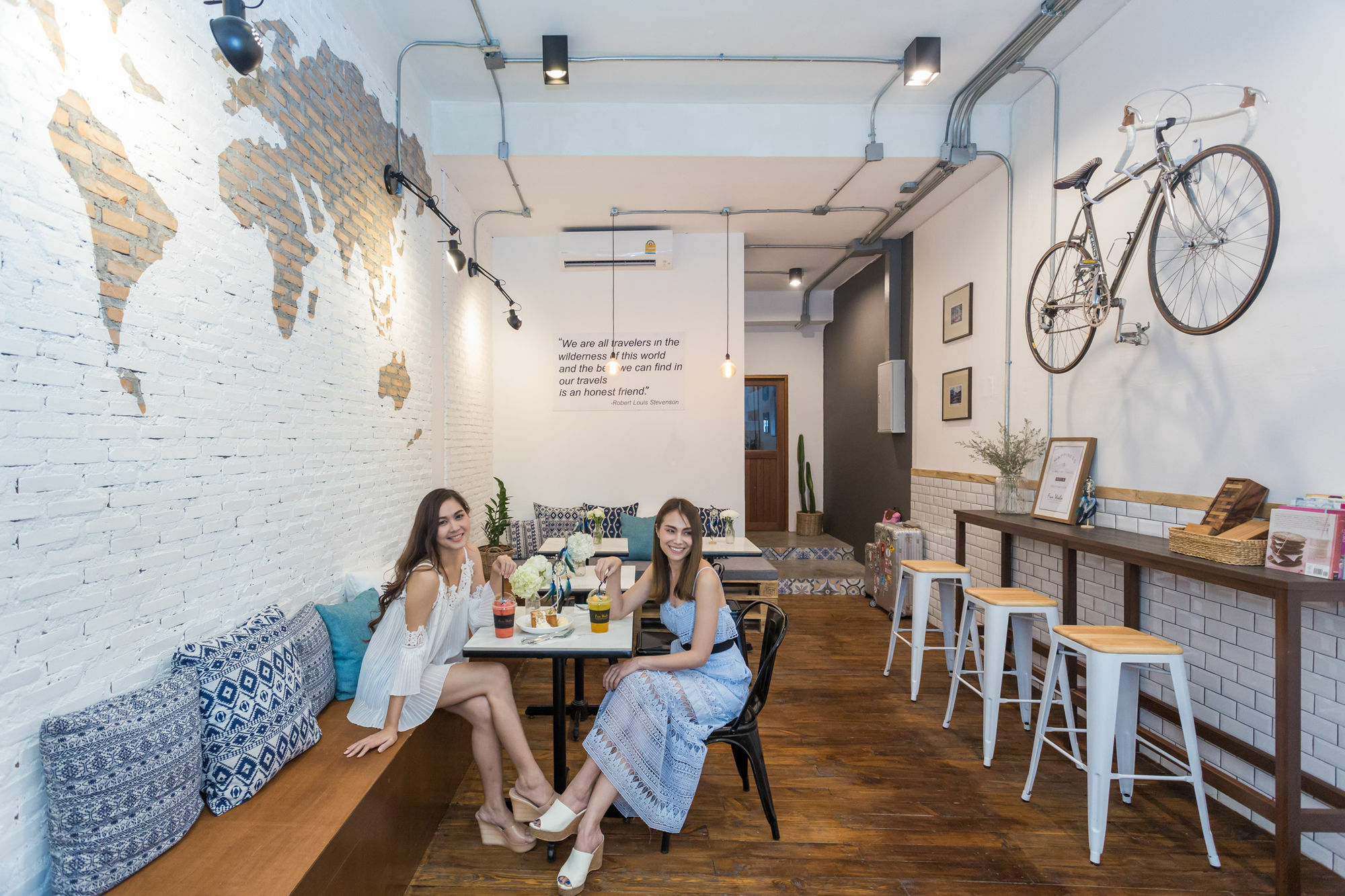 Funwahn Hostel And Cafe Chiang Mai Esterno foto