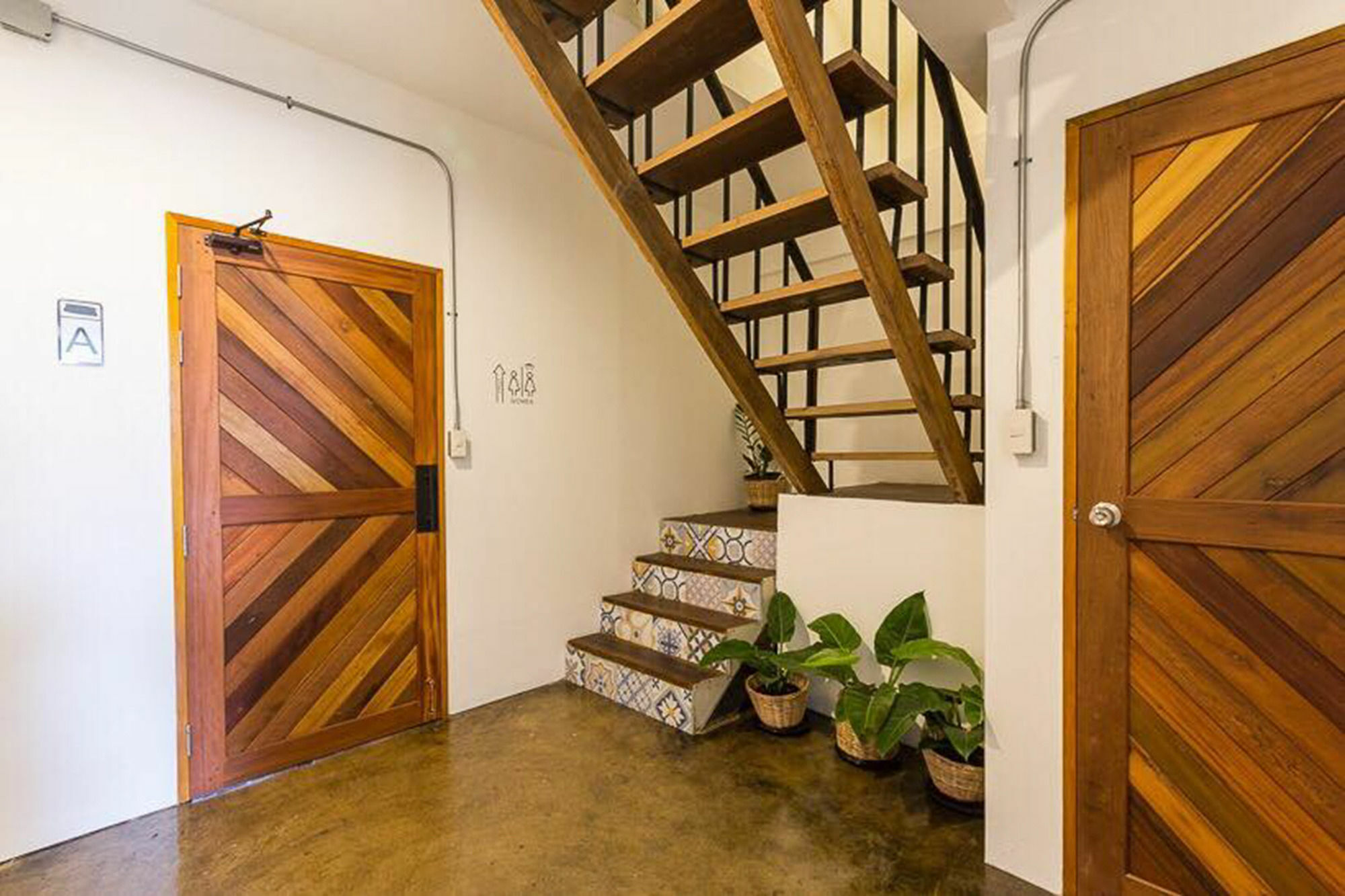 Funwahn Hostel And Cafe Chiang Mai Esterno foto